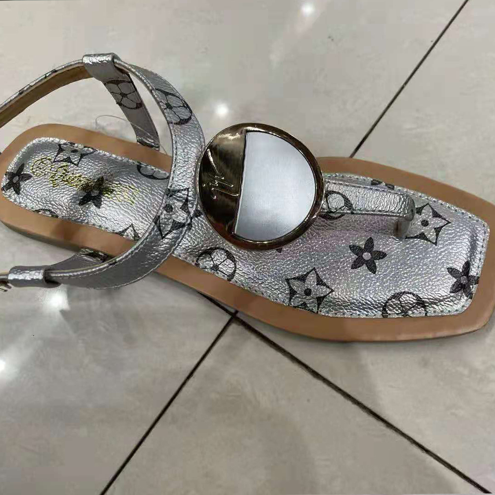 women sandals